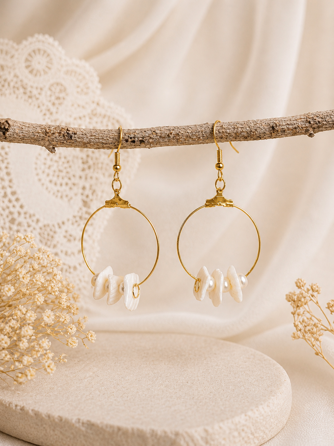 Mother-of-pearl earrings